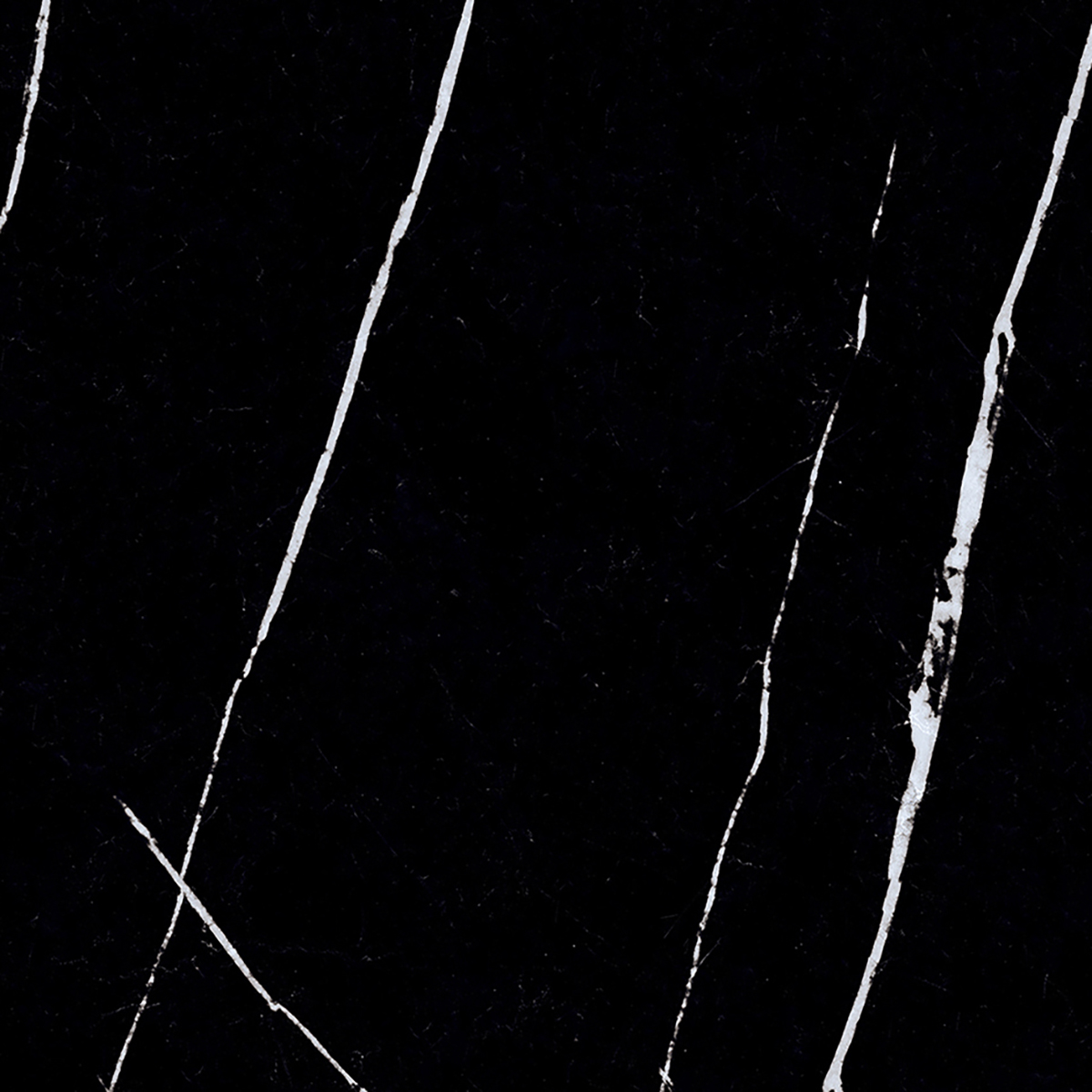 NERO MARQUINA