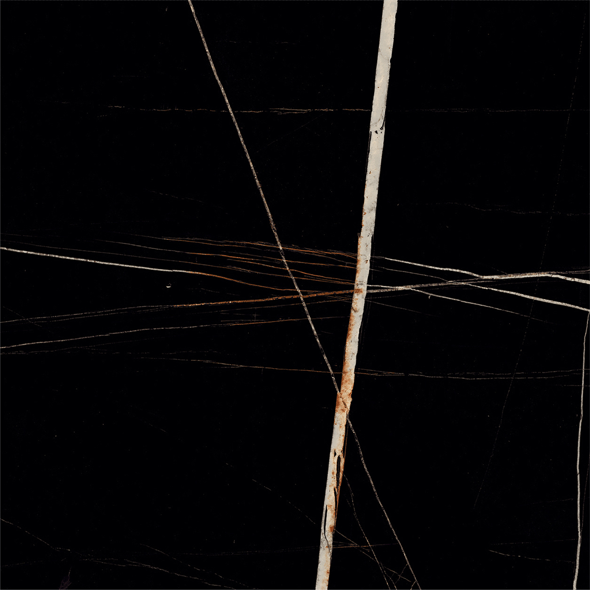 SAHARA BLACK