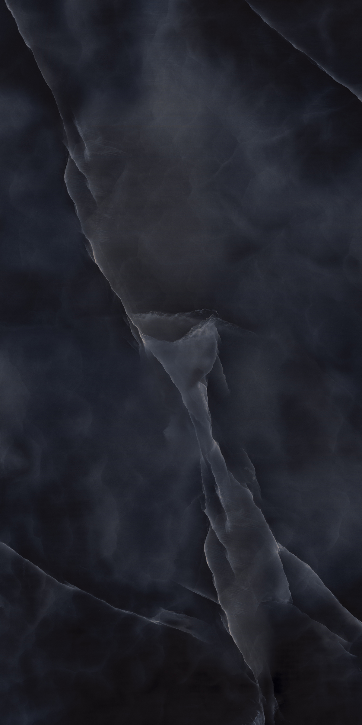 MYTHOS BLACK