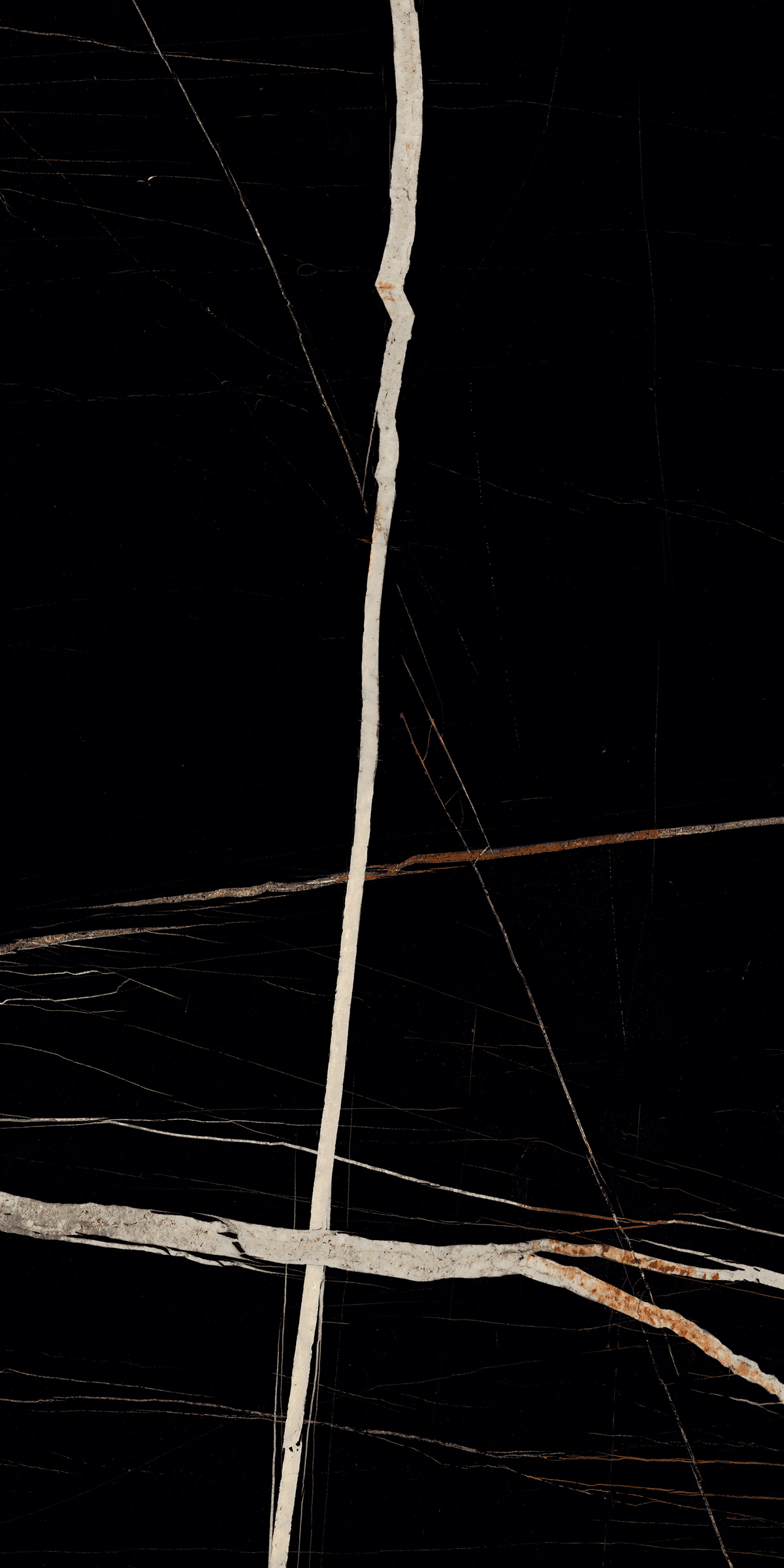 SAHARA BLACK